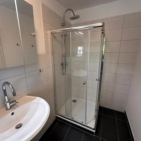 Eickhof Ferienzimmer No1 Mit Parkplatz - Guenter - Homestay